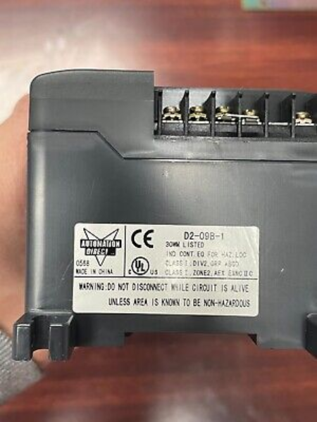 DIRECT LOGIC205 Koyo W/ F2-08AD-1/D2-16ND3-2/D2-09B-1 (NEW) Qty:1