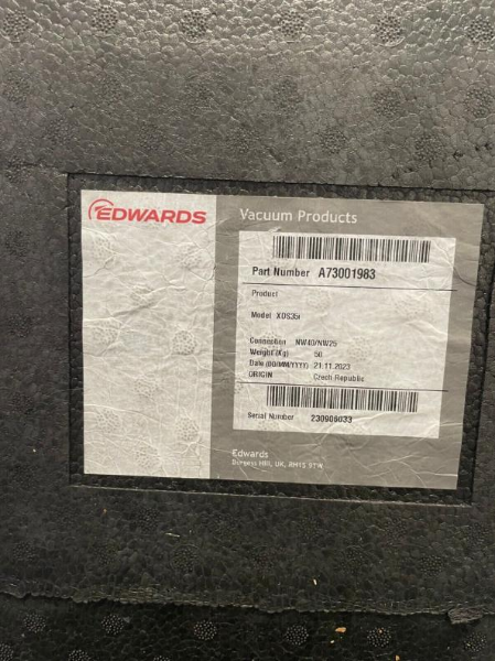 Edwards XDS 35i pn# A73001983 Dry Scroll Pump (NEW) Qty:1